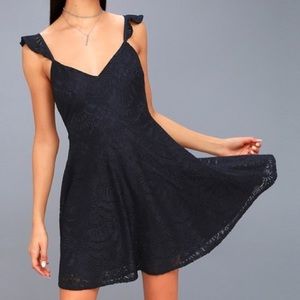 Lulu’s Navy Lace Dress with Ruffle Sleeves S